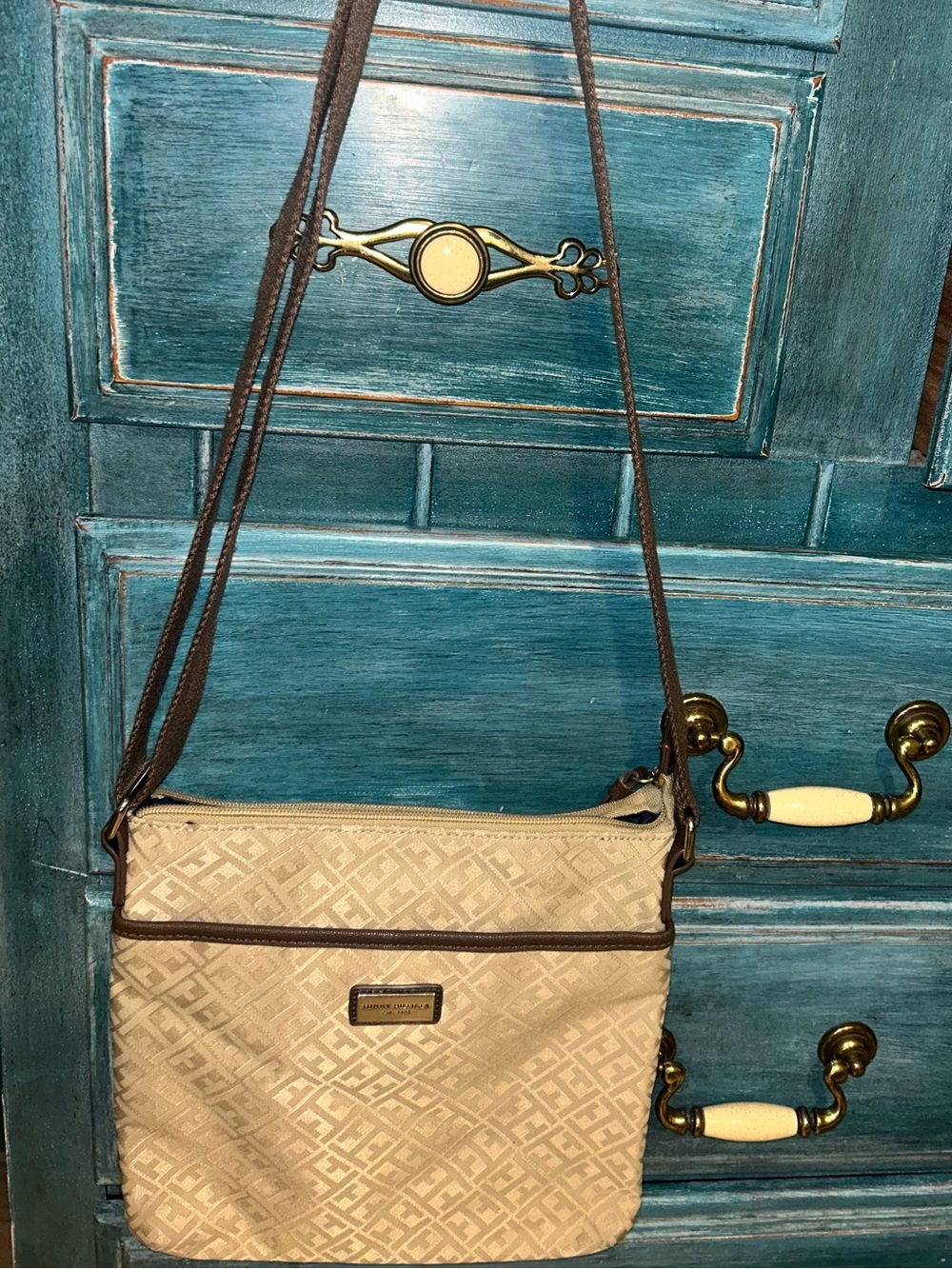 Tommy Hilfiger Beige Crossbody Shoulder Bag